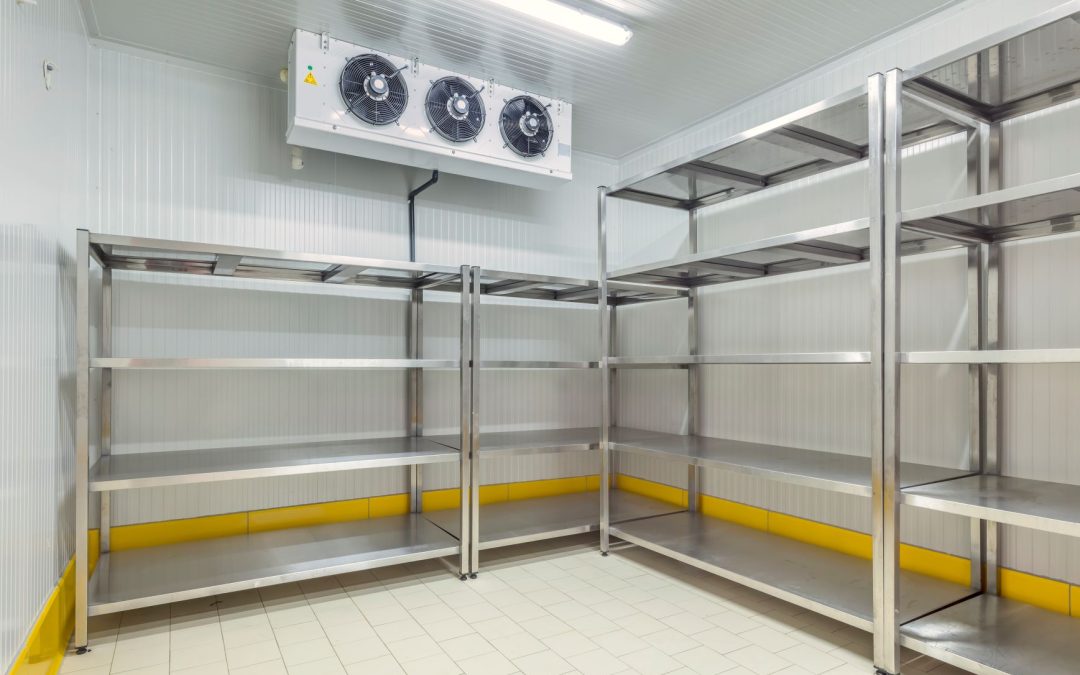 Commercial walk-in cool room refrigeration system